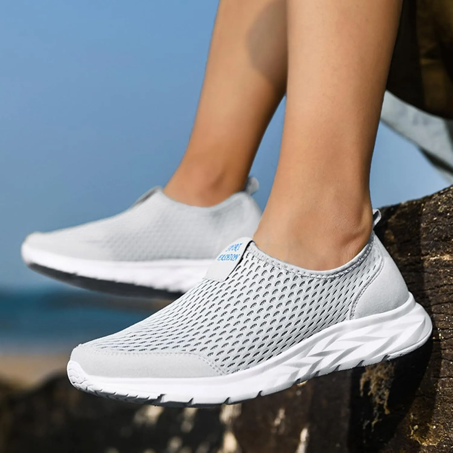 Womens Running Shoes Lightweight Breathable Non Slip Work Shoes for Women Slip on Tennis Shoes Non Slip Gym Workout Walking Sneakers Casual Comfortable Athletic Tennis Sneakers with Memory Foam